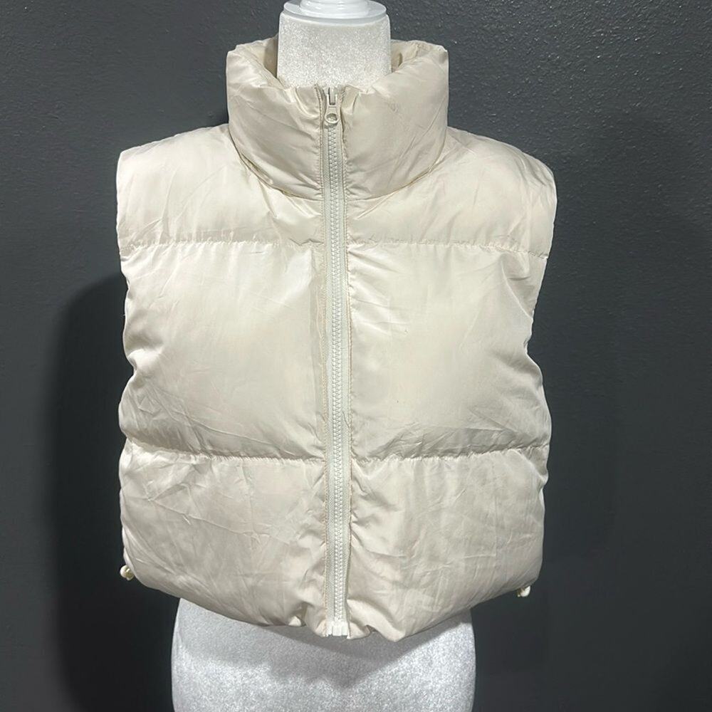 Dazy Off White Cropped Zip Up Puffer Vest XL
